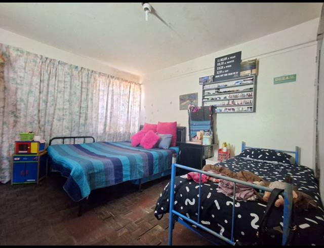 1 BEDROOM FLAT FOR SALE IN VEREENIGING CENTRAL